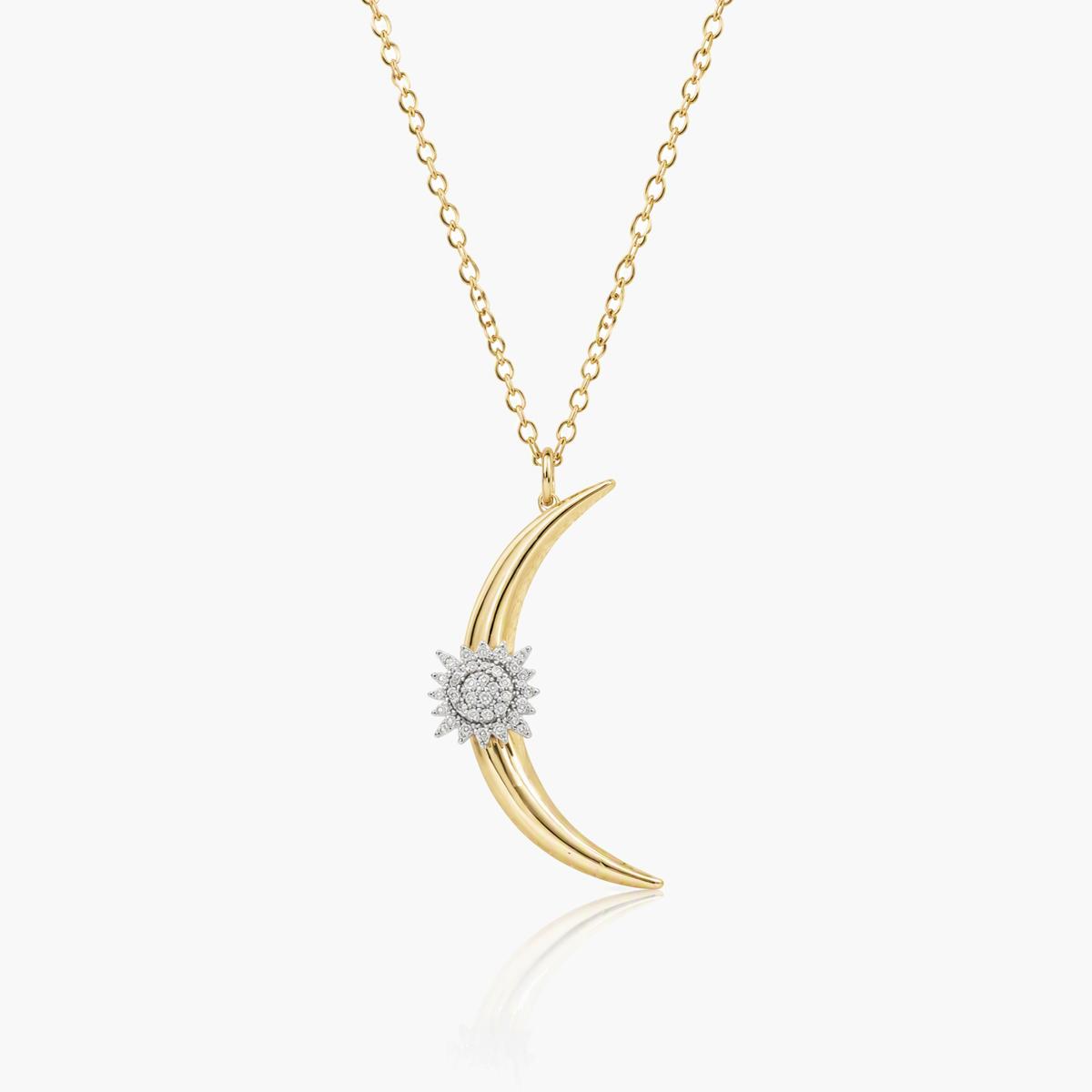 Dainty Crescent Moon Pendant Necklace