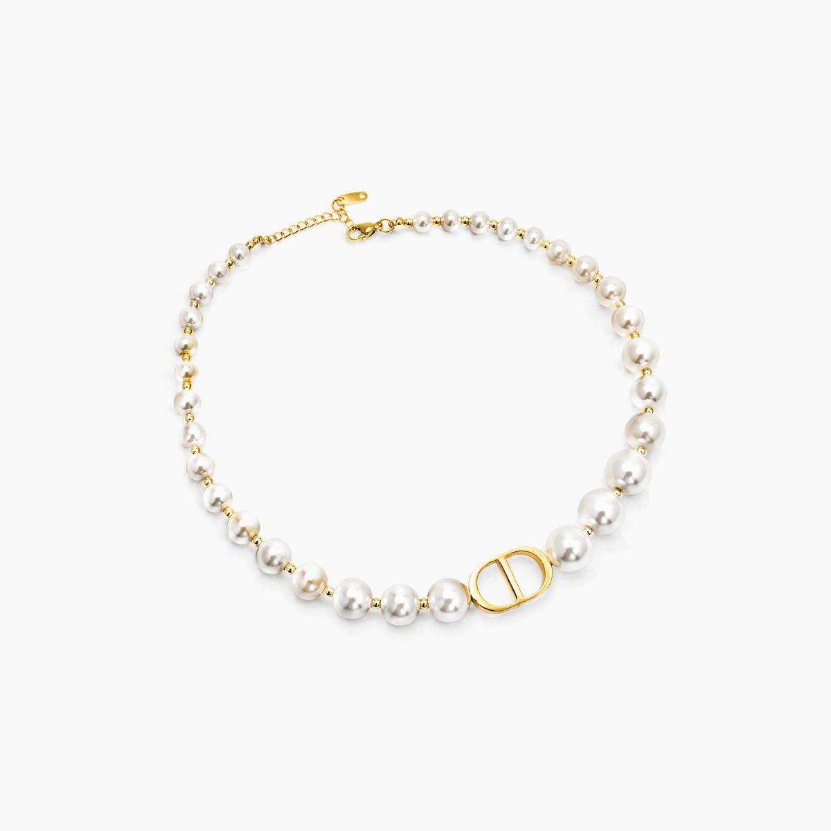 Elegant Pearl Oval Link Necklace