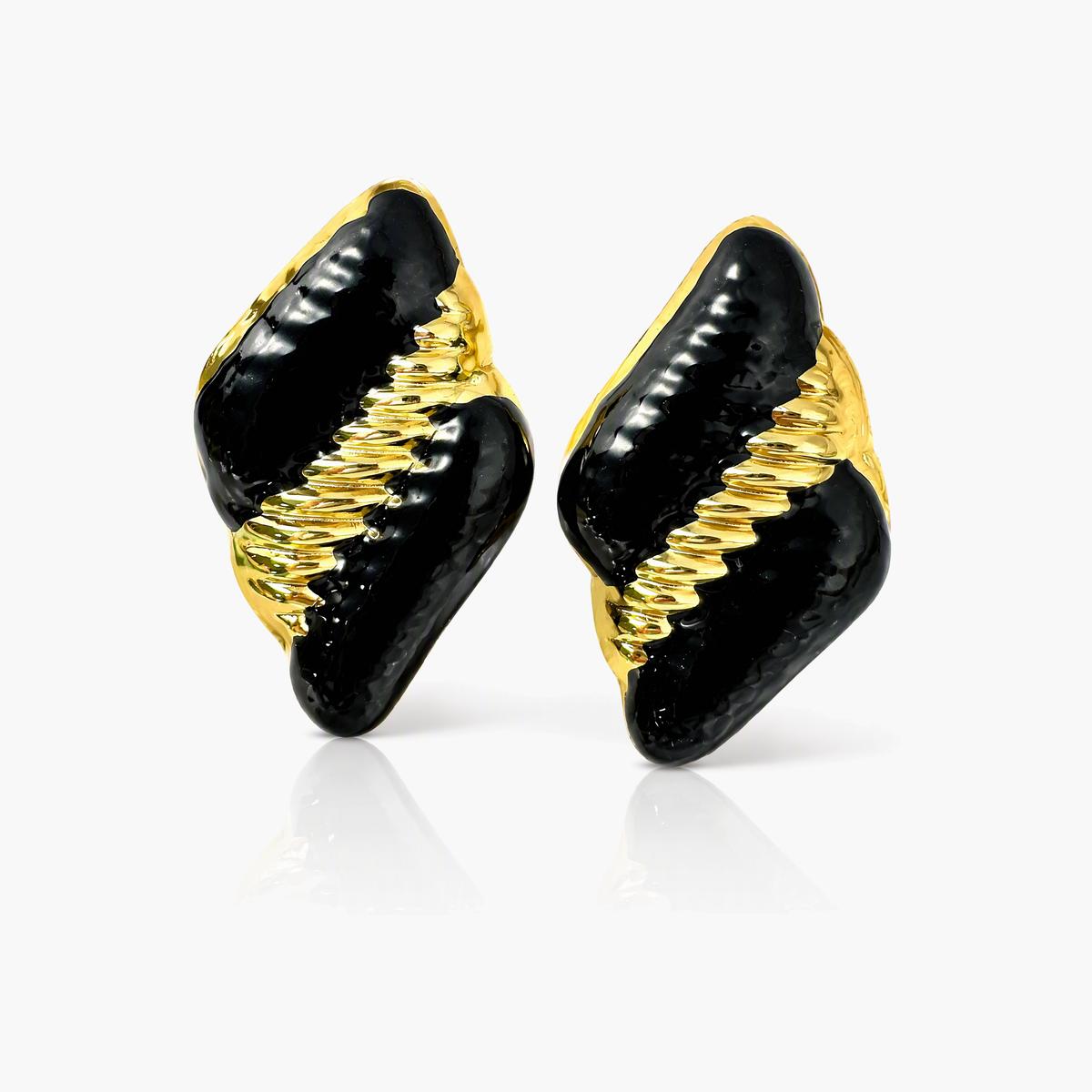Enamel Motif Stud Earrings