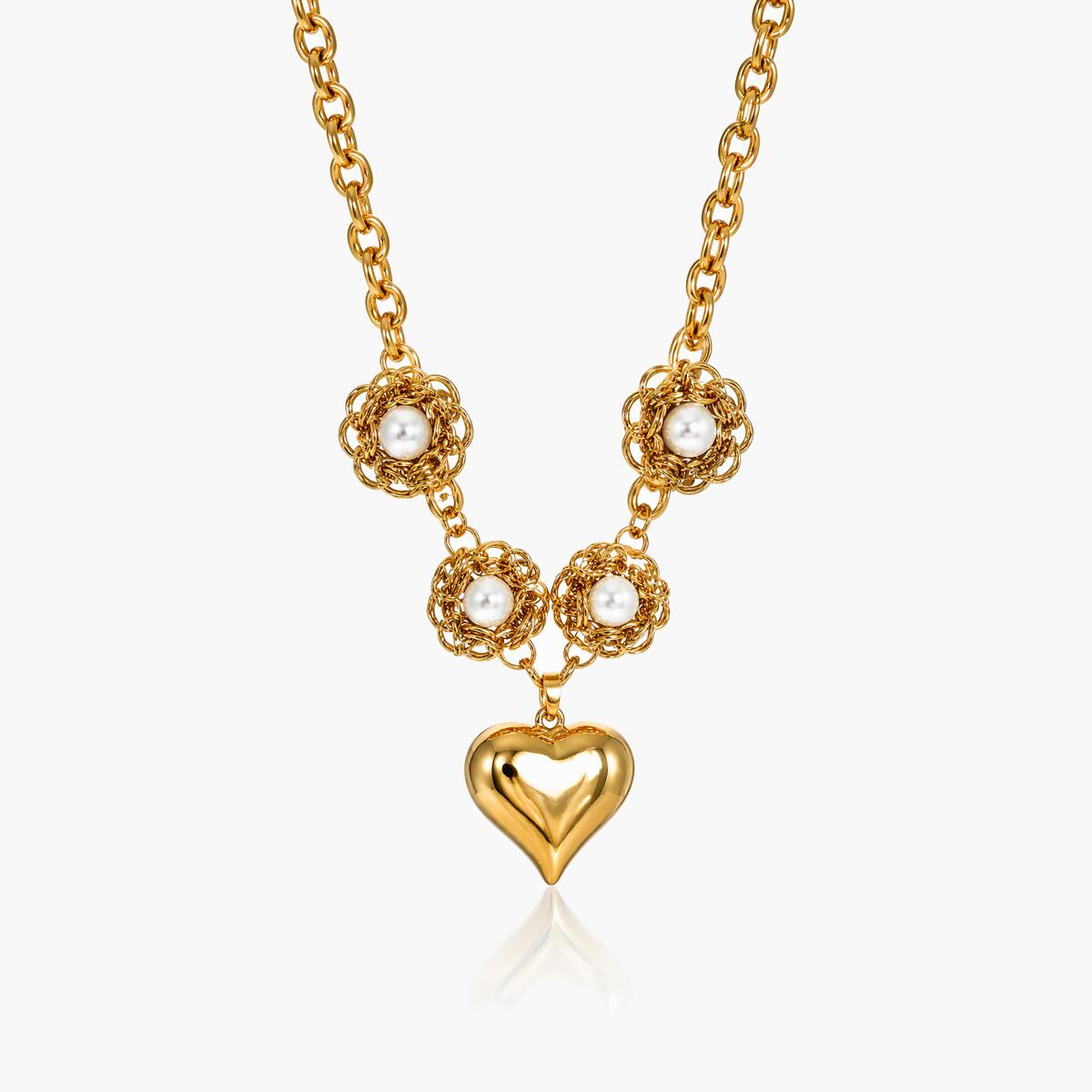 Trendy Pearl Heart Necklace