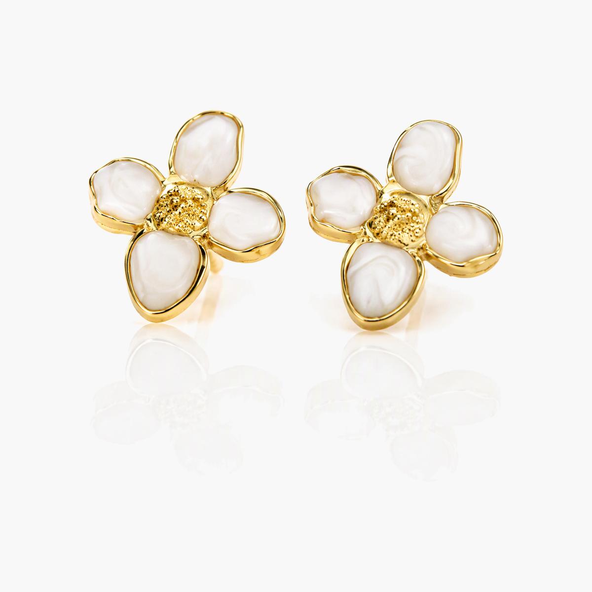 Dainty Flower Stud Earrings