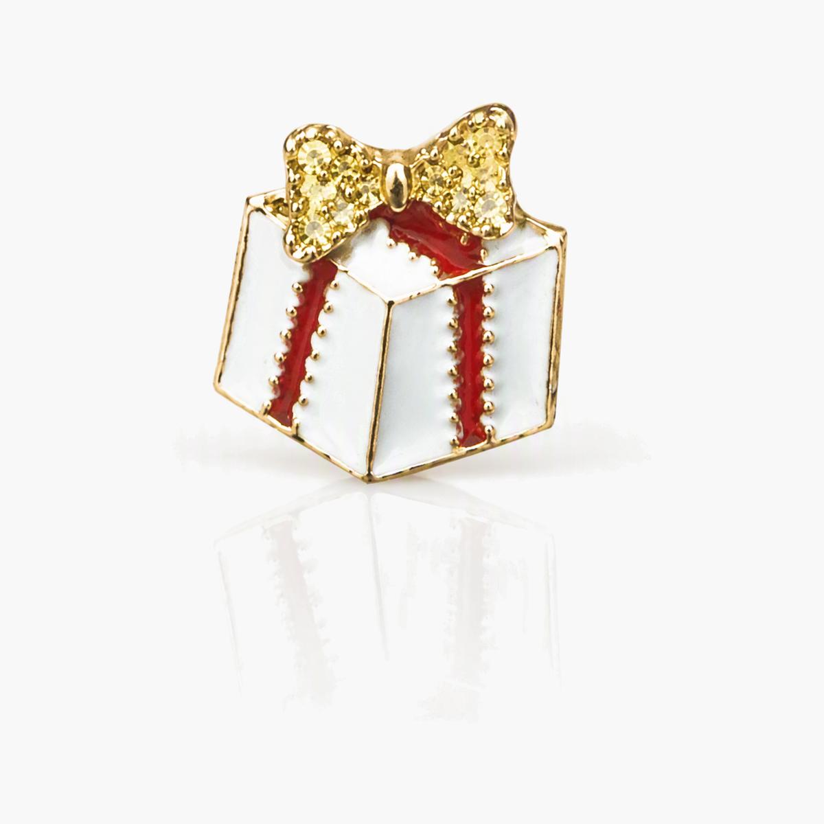 Cute Holiday Motif Stud Earrings