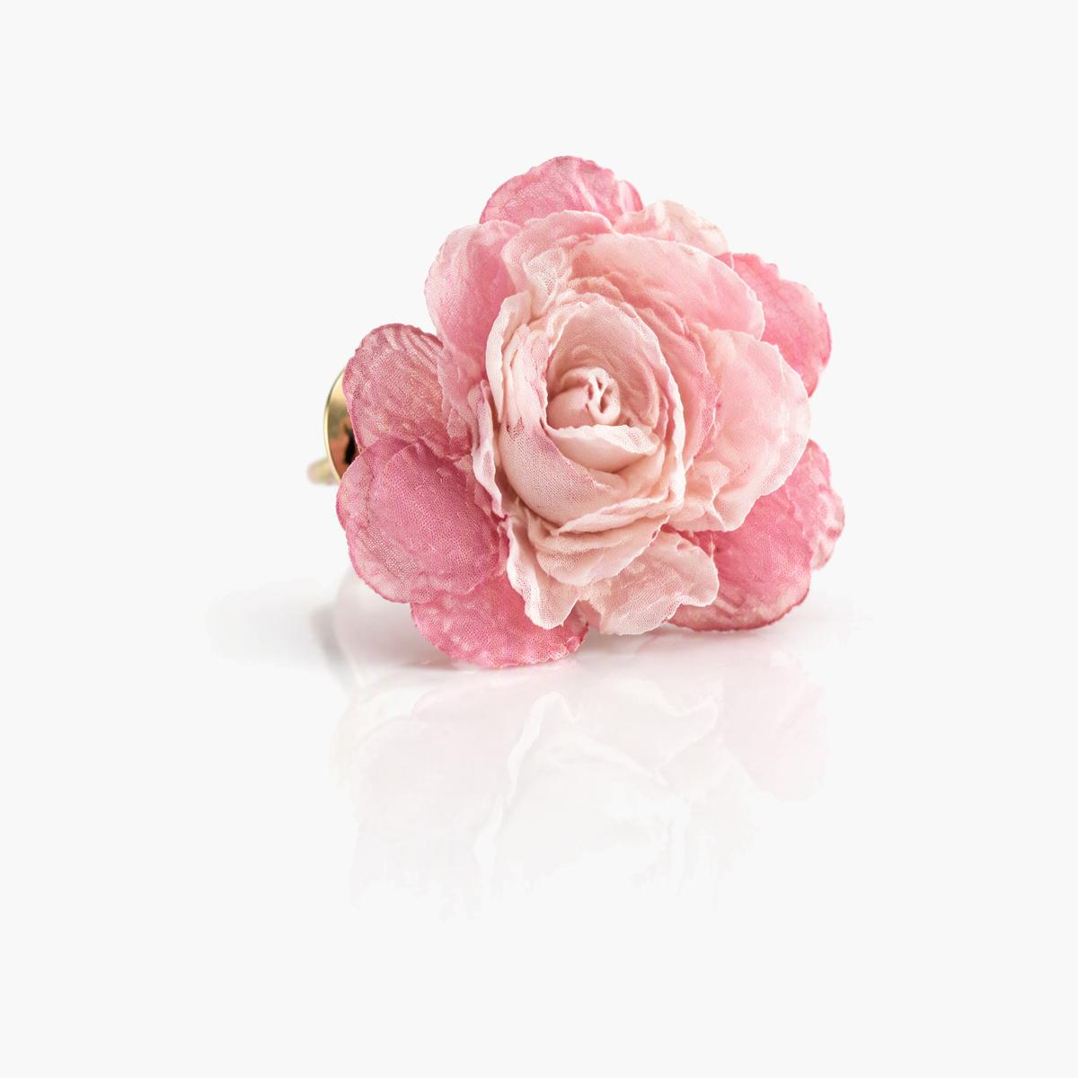 Dainty Flower Stud Earrings