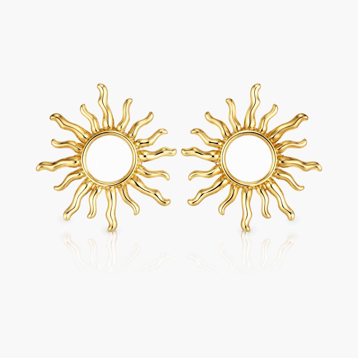 Trendy Sunburst Stud Earrings