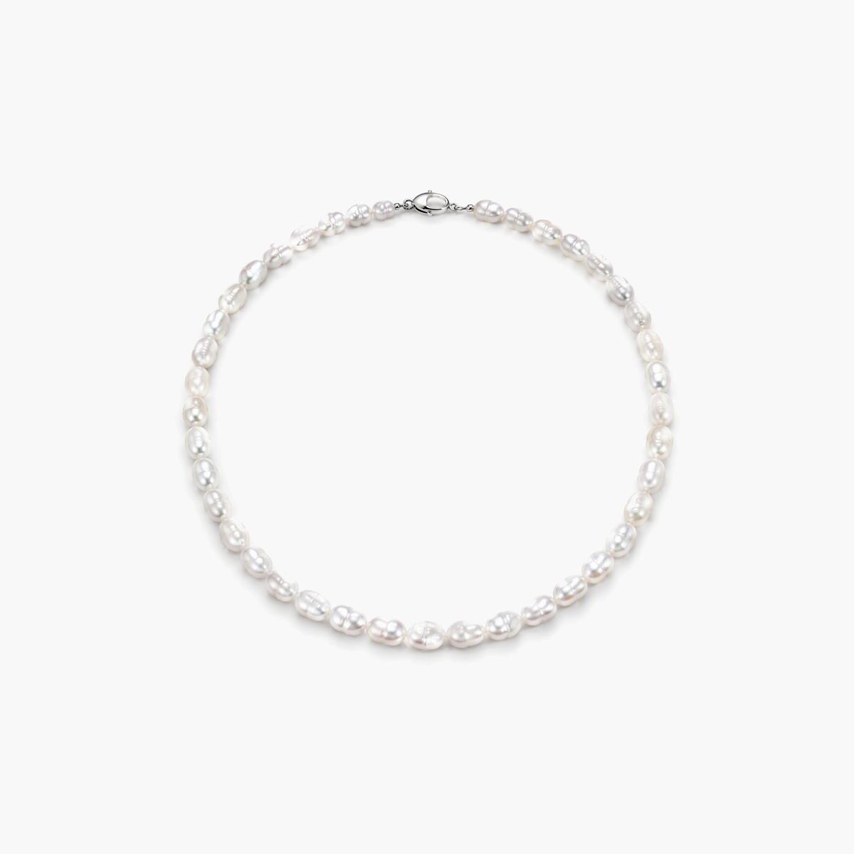 Dainty Baroque Pearl Necklace