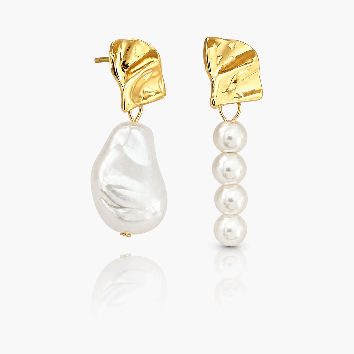Leaf Top Asymmetric Pearl Drop Earrings