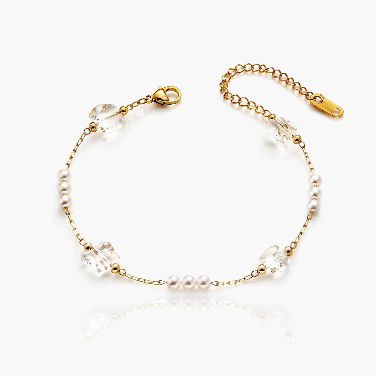 Dainty Flower Pearl Bracelet