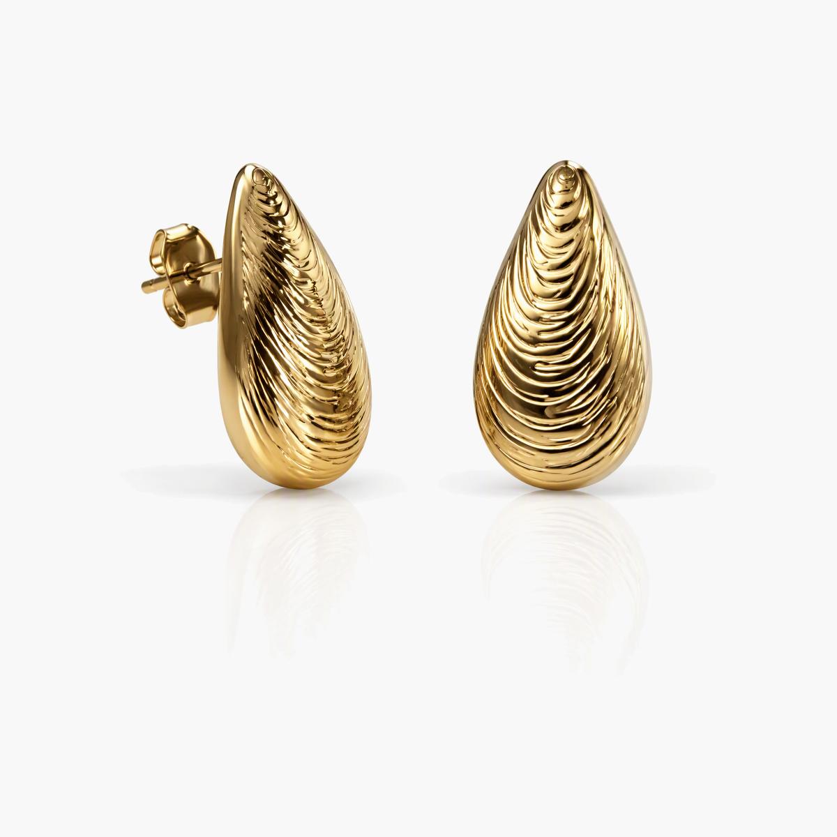 Ribbed Teardrop Drop Earrings