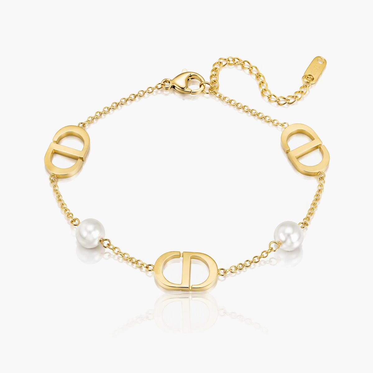 Elegant CD Logo Pearl Bracelet