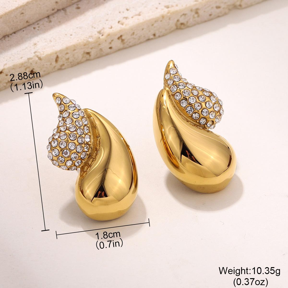 Elegant Water Drop Stud Earrings