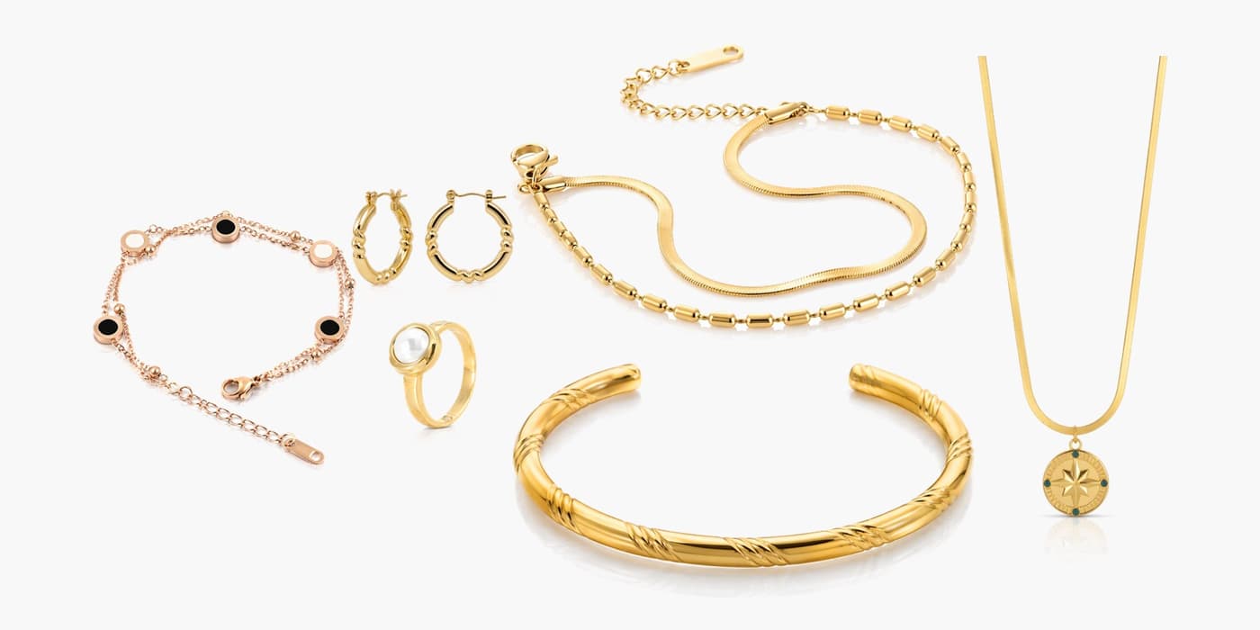 Classic Gold Circle Jewelry Layered Set