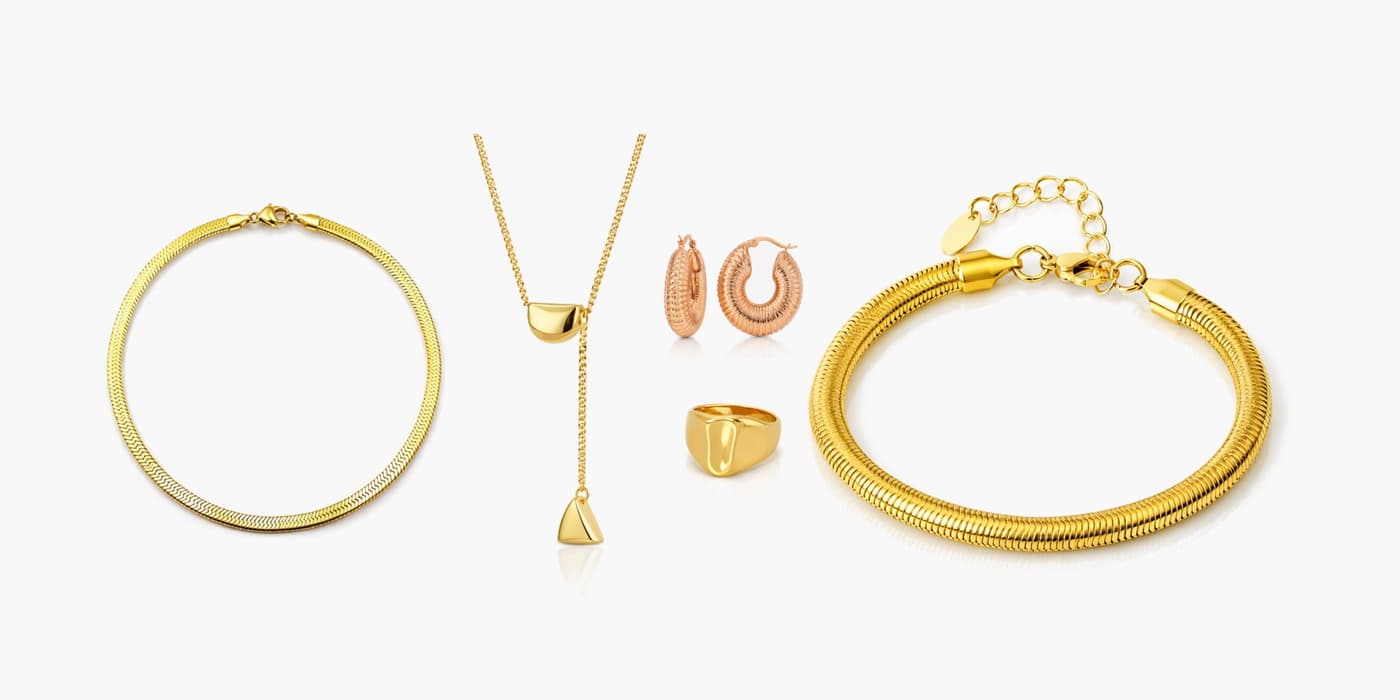 Gold Teardrop Jewelry Set