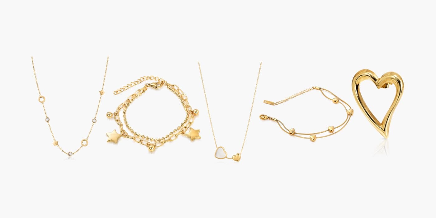 Gold Minimalist Heart Jewelry Gift Set