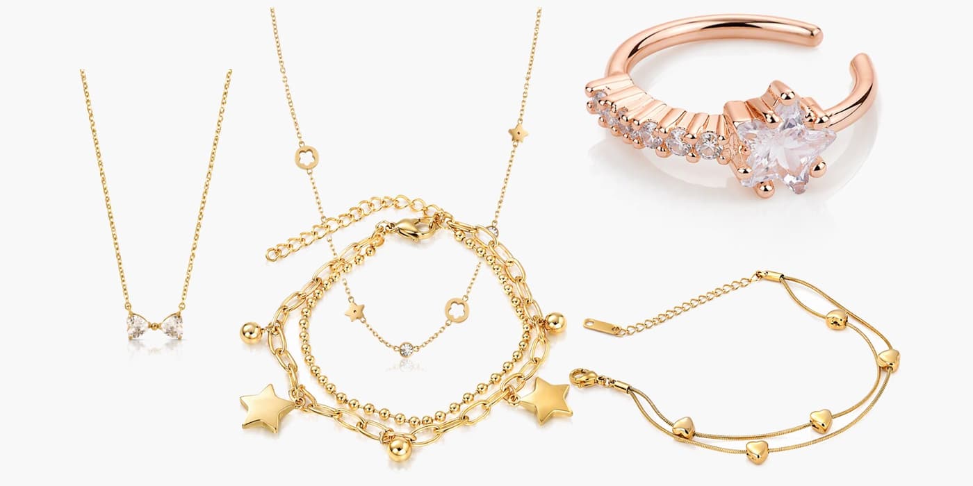 Gold Minimalist Heart Jewelry Layered Set