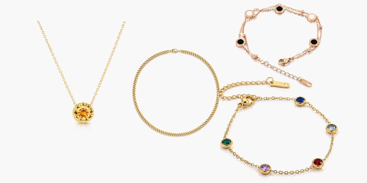Gold Classic Flower Necklace & Bracelet Layered Set