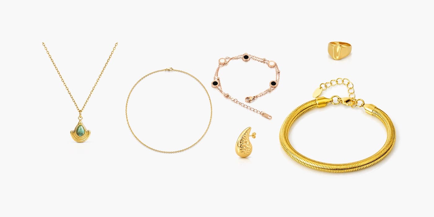 Minimalist Gold Teardrop Jewelry Set