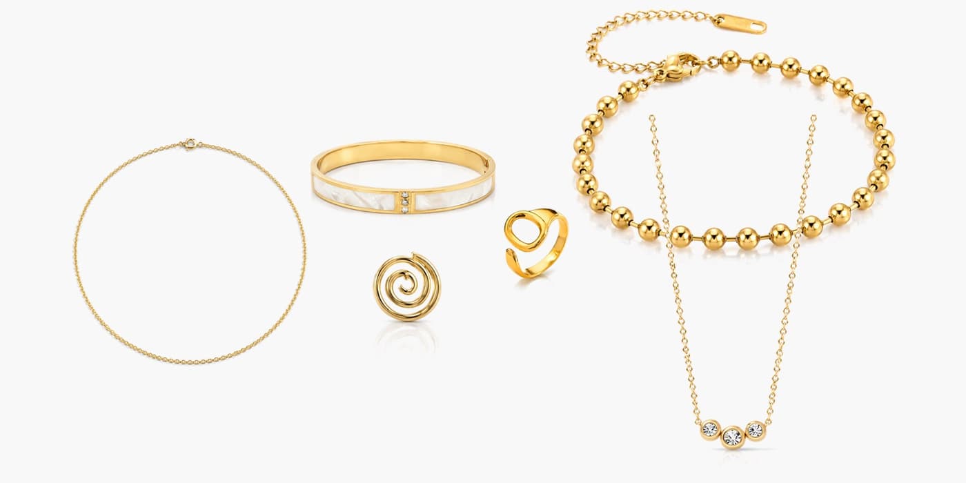 Gold Classic Jewelry Set