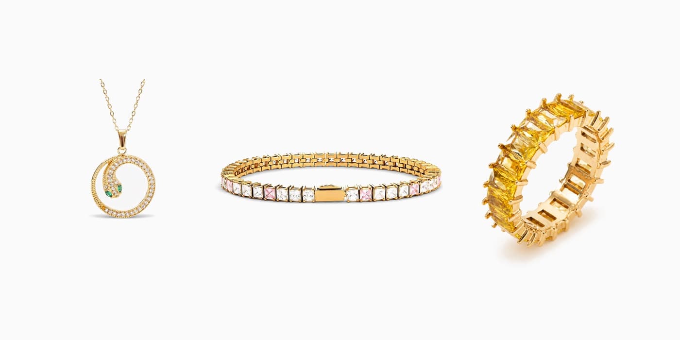 Gold Sparkling Jewelry Trio