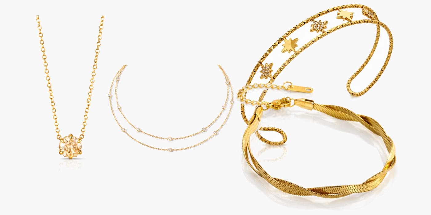 Gold Minimalist Necklace & Bracelet Set