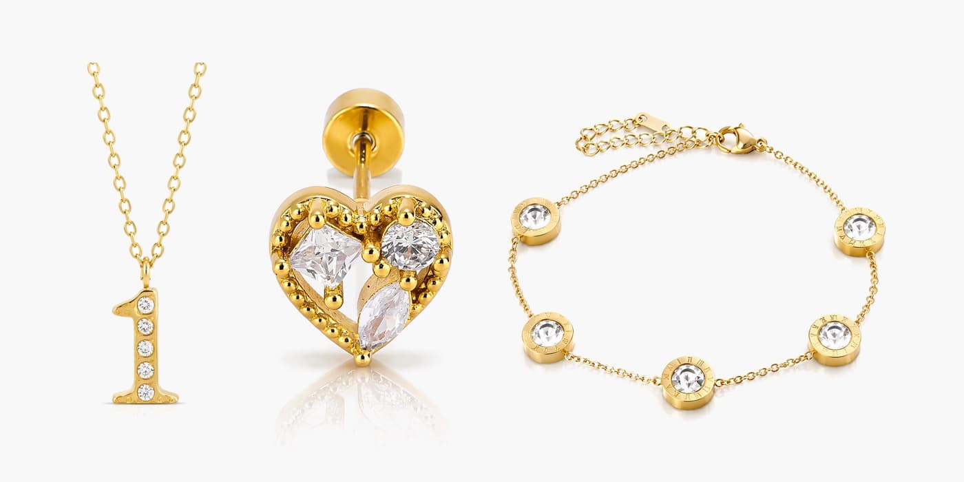 Gold Sparkling Heart Jewelry Set