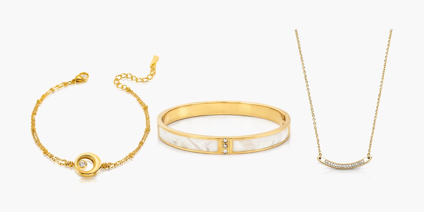 Gold Minimalist Circle Necklace & Bracelet Stack