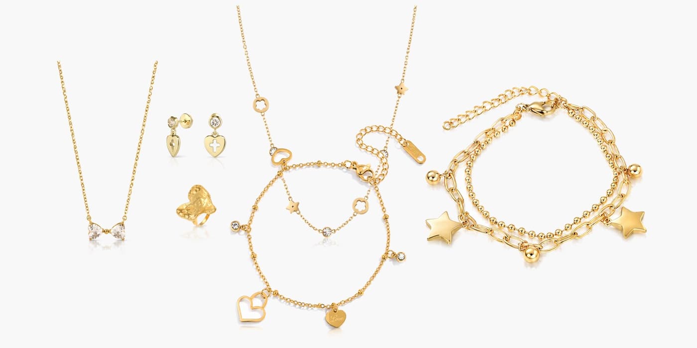 Gold Minimalist Heart Jewelry Layered Set