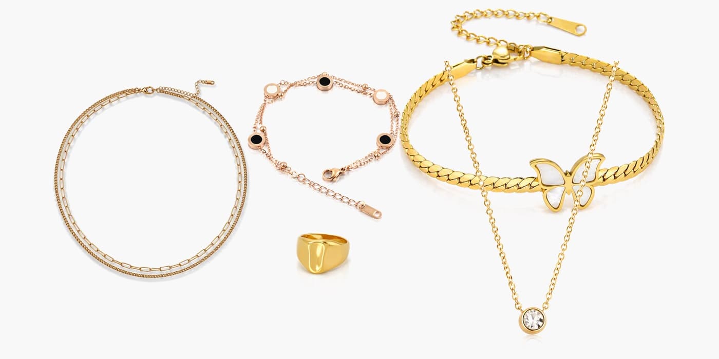 Minimalist Gold Jewelry Layered Set