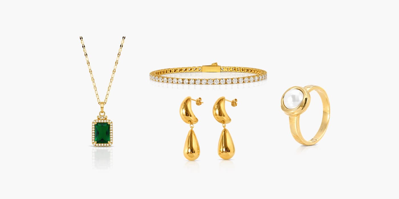 Gold Teardrop Jewelry Set