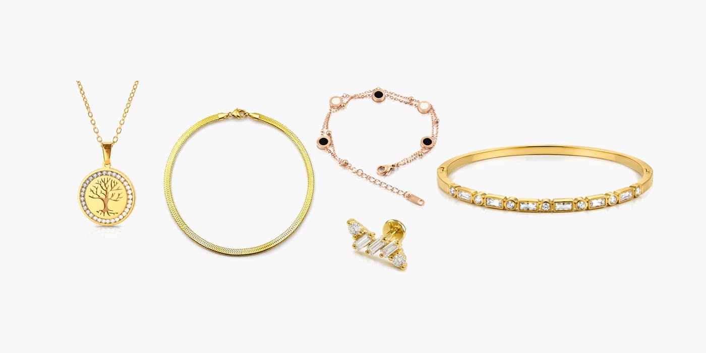 Gold Classic Leaf Jewelry Stack
