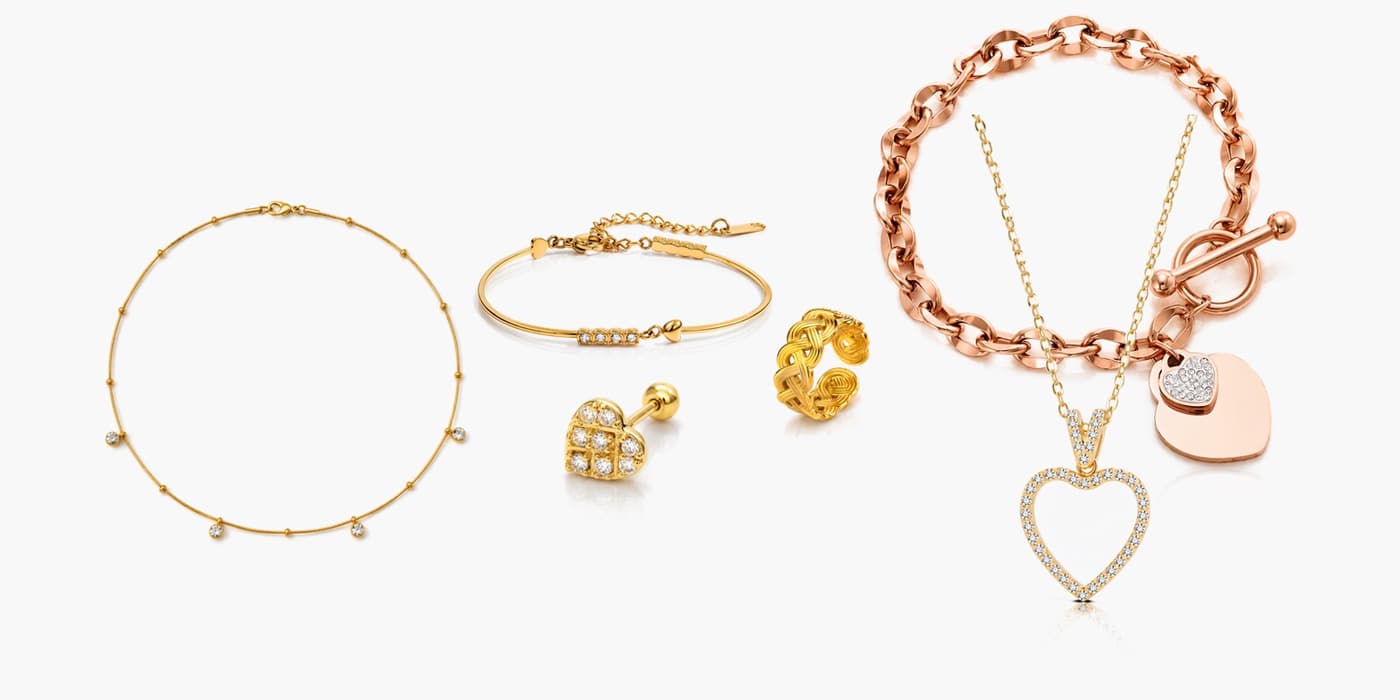 Everyday Gold Heart Layering Set