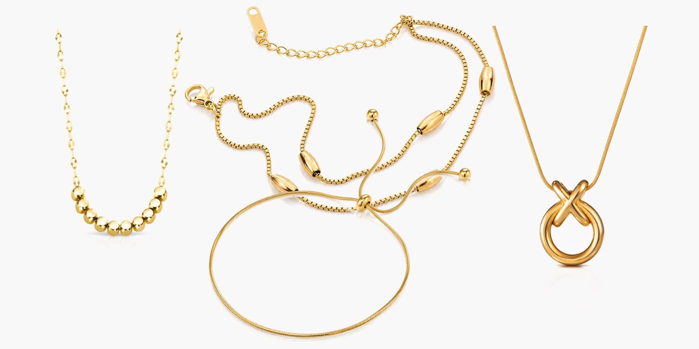 Gold Minimalist Circle Necklace & Bracelet Stack