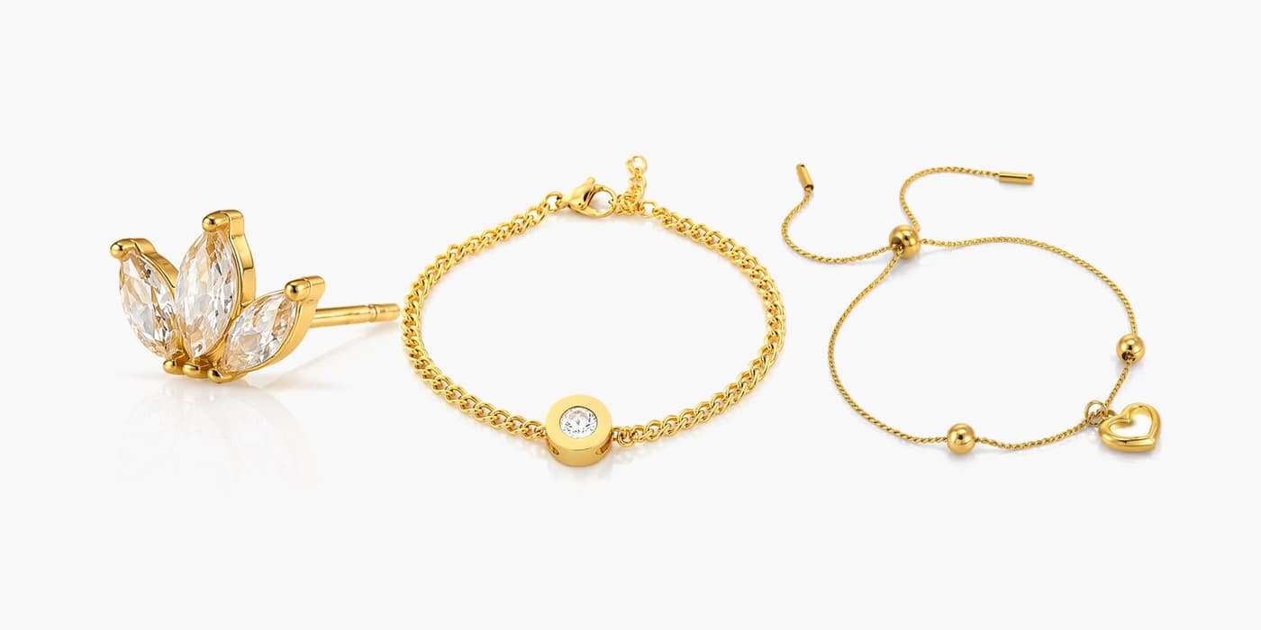 Gold Minimalist Leaf Earrings & Bracelet Gift Set