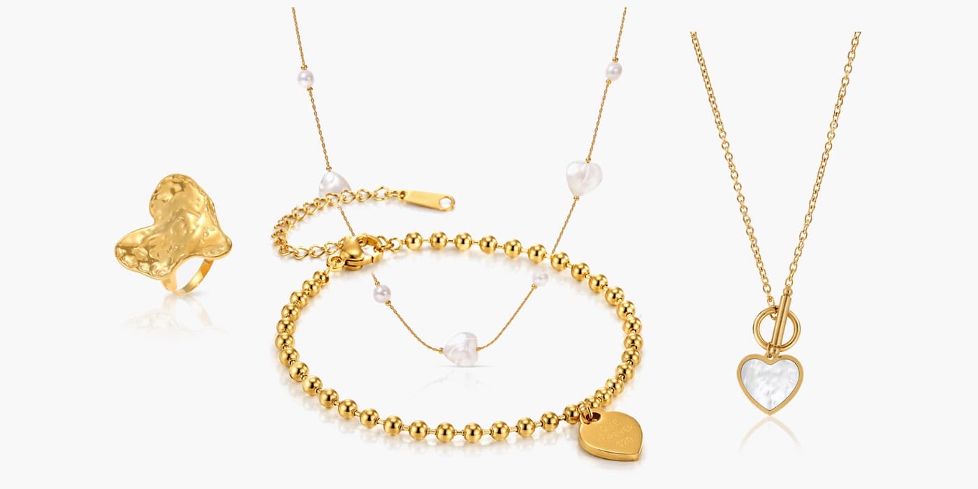 Gold Minimalist Heart Jewelry Set