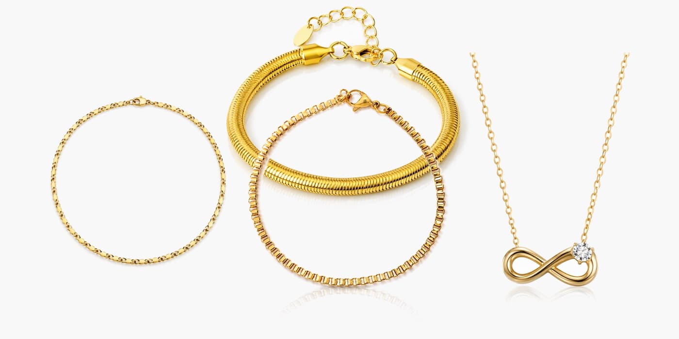 Minimalist Gold Necklace & Bracelet Stack