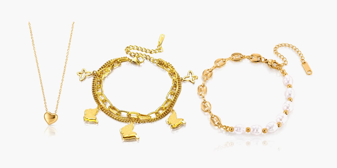 Gold Classic Heart Necklace & Bracelet Set