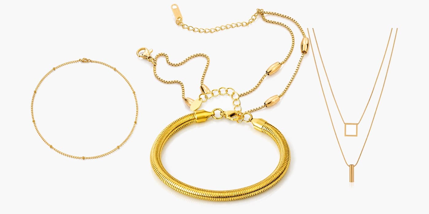 Gold Minimalist Necklace & Bracelet Stack