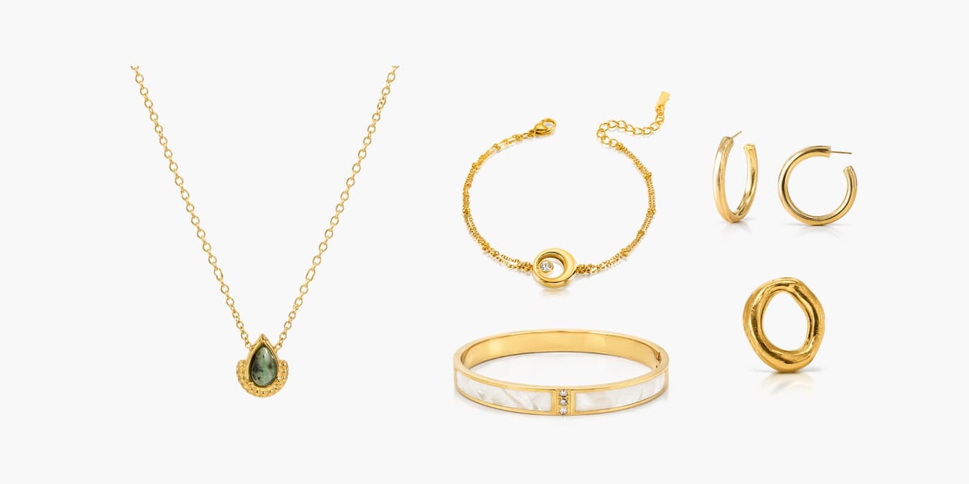 Gold Minimalist Jewelry Layered Set