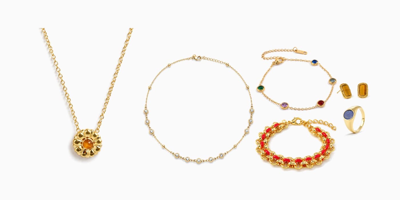 Gold Flower Jewelry Layered Set