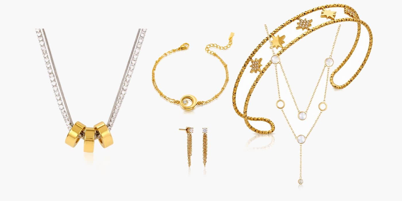 Gold Minimalist Circle Jewelry Stack