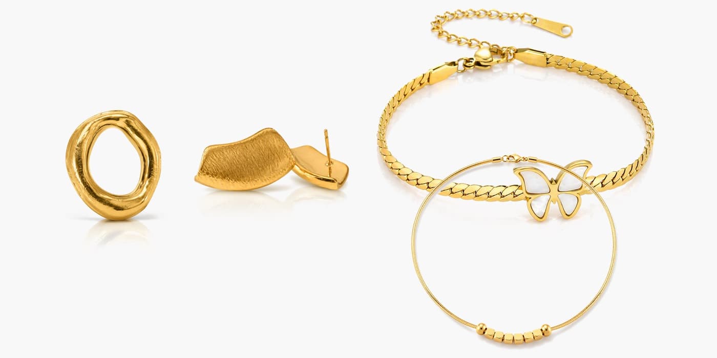 Gold Minimalist Jewelry Stack