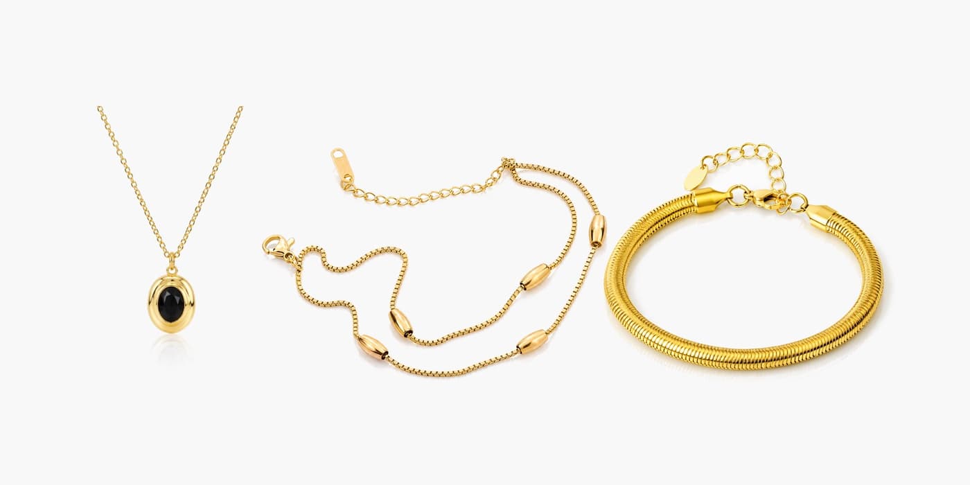 Gold Minimalist Necklace & Bracelet Set