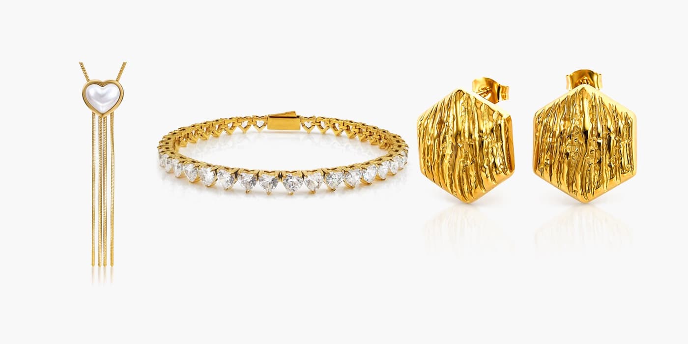 Warm Gold Heart Date Night Set