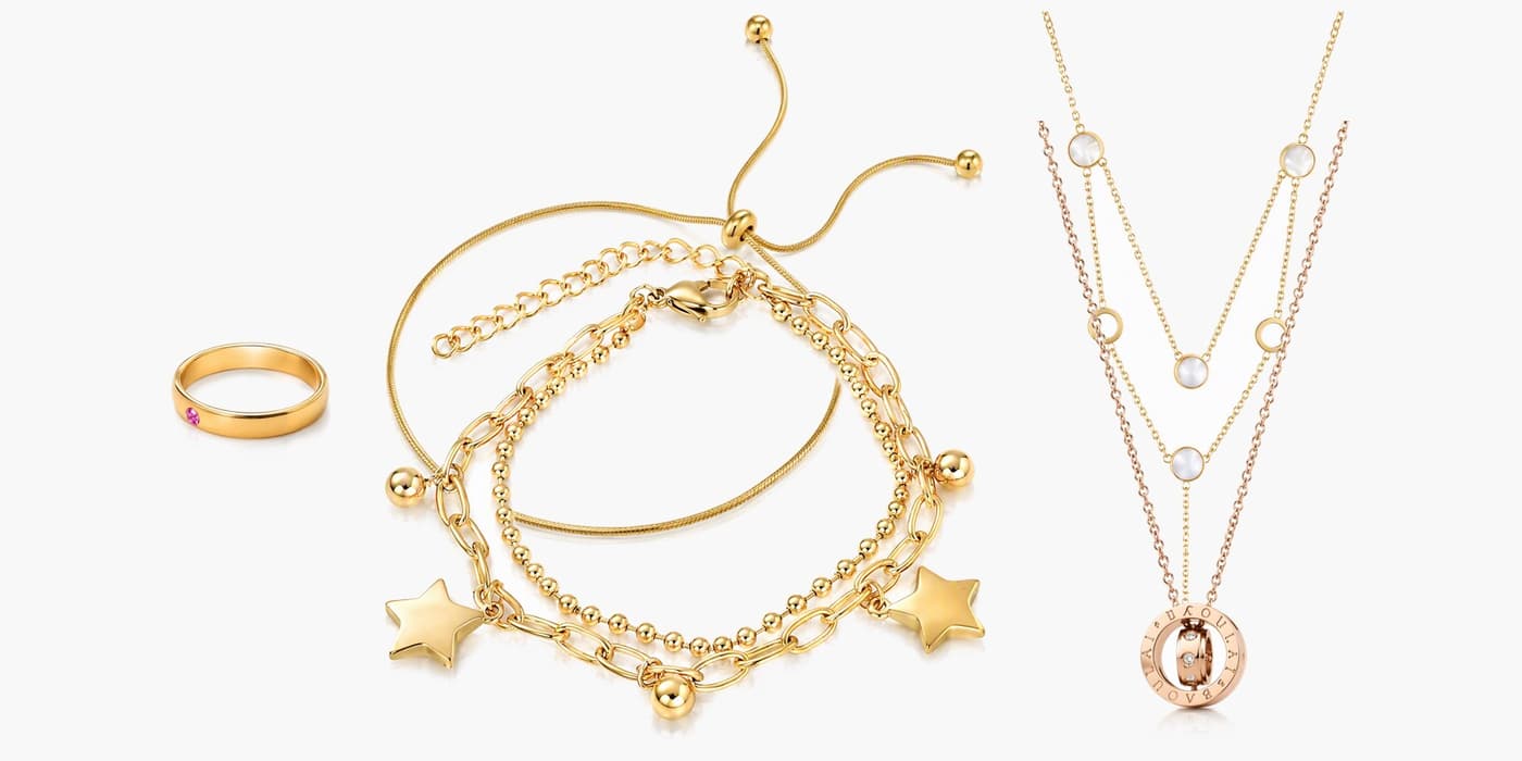 Minimalist Gold Circle Jewelry Stack