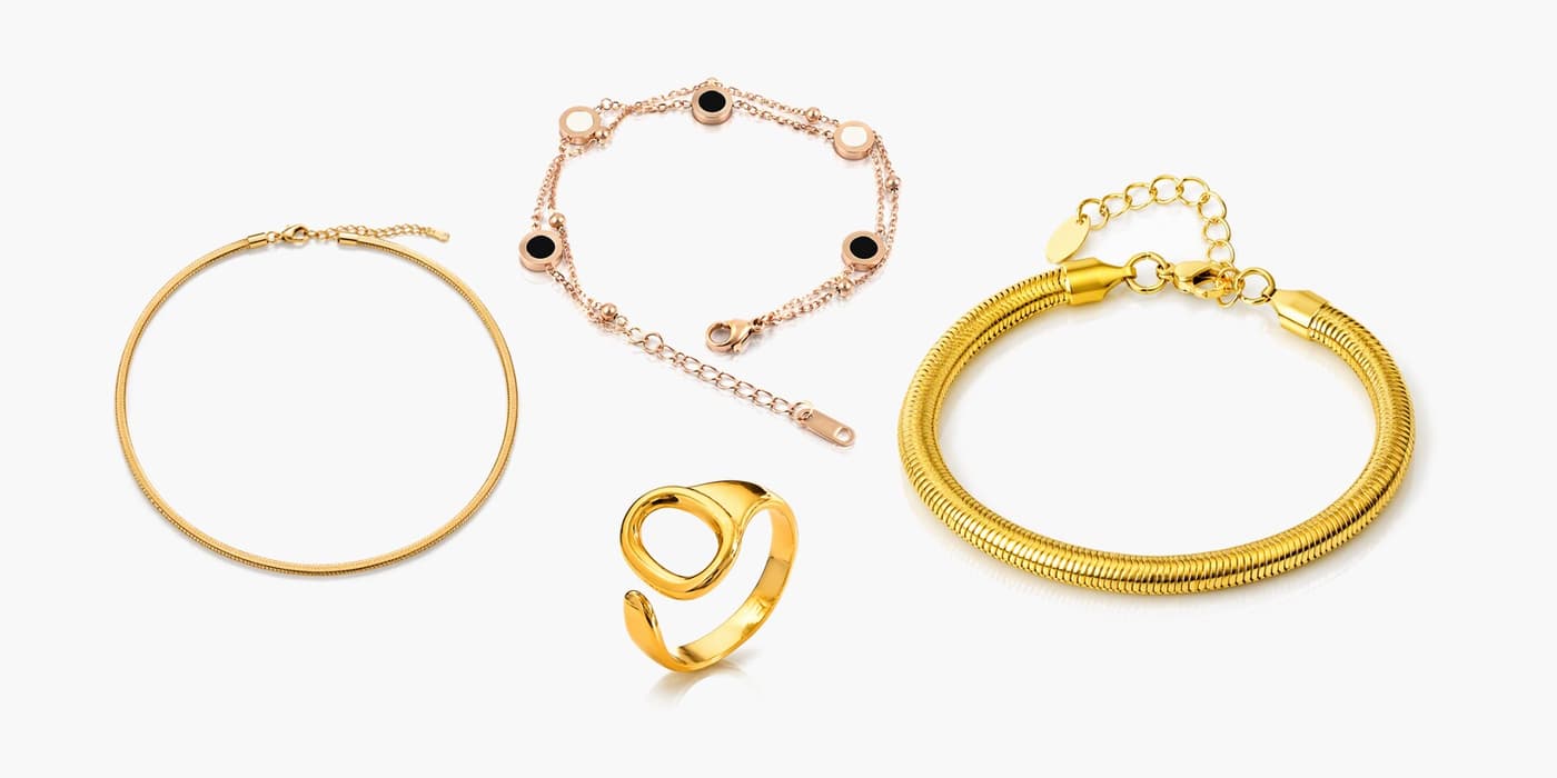 Gold Classic Jewelry Set