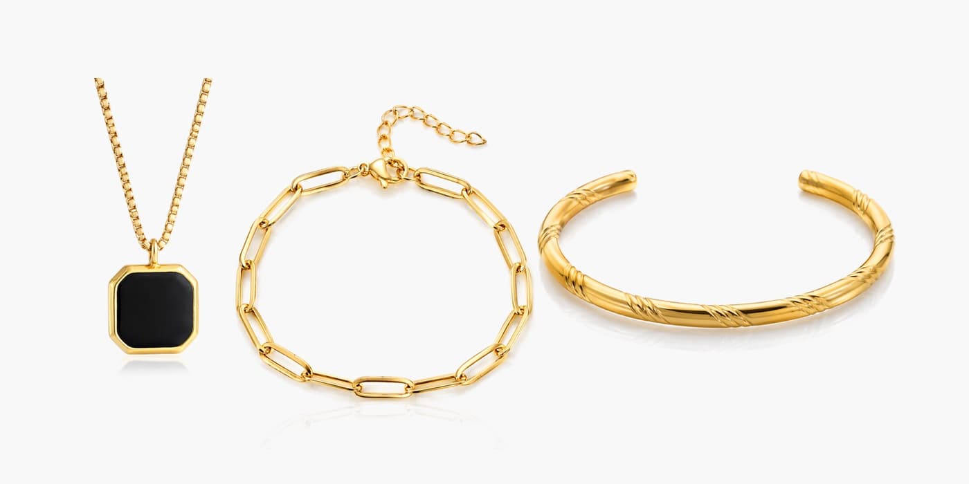 Gold Minimalist Necklace & Bracelet Stack