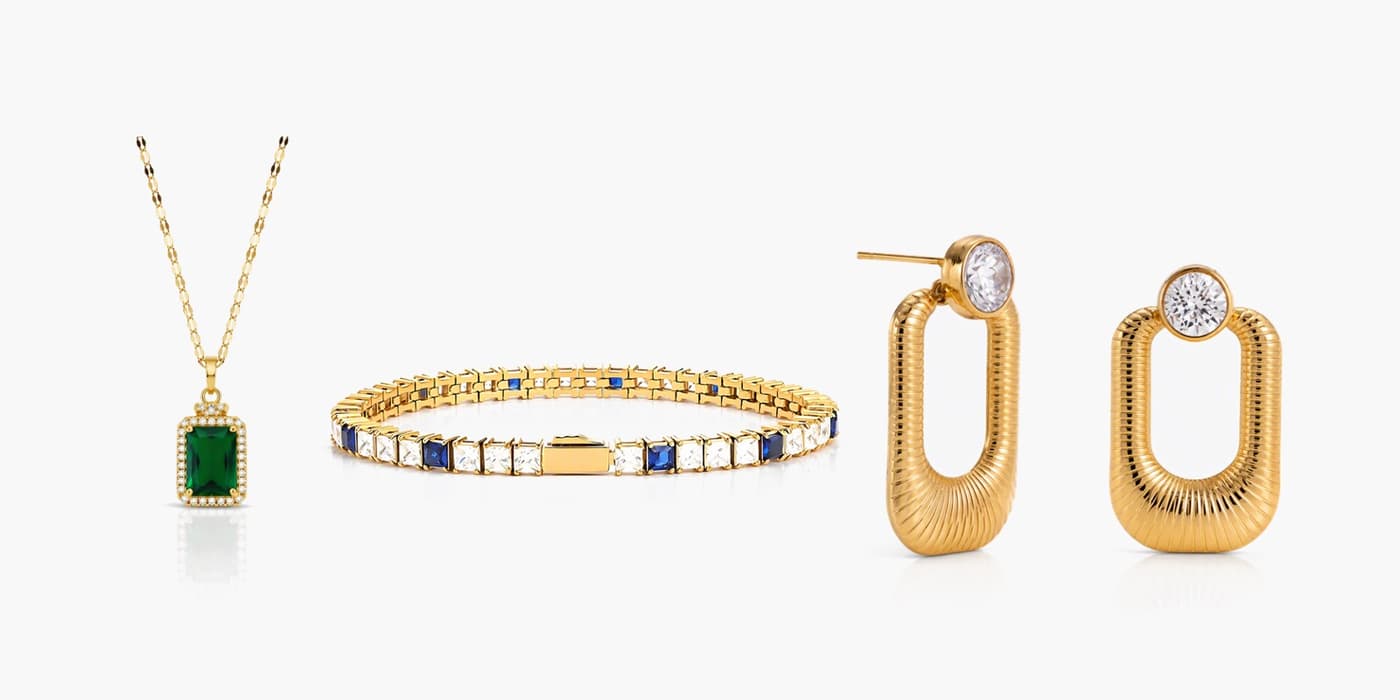 Gold Sparkling Star Jewelry Trio