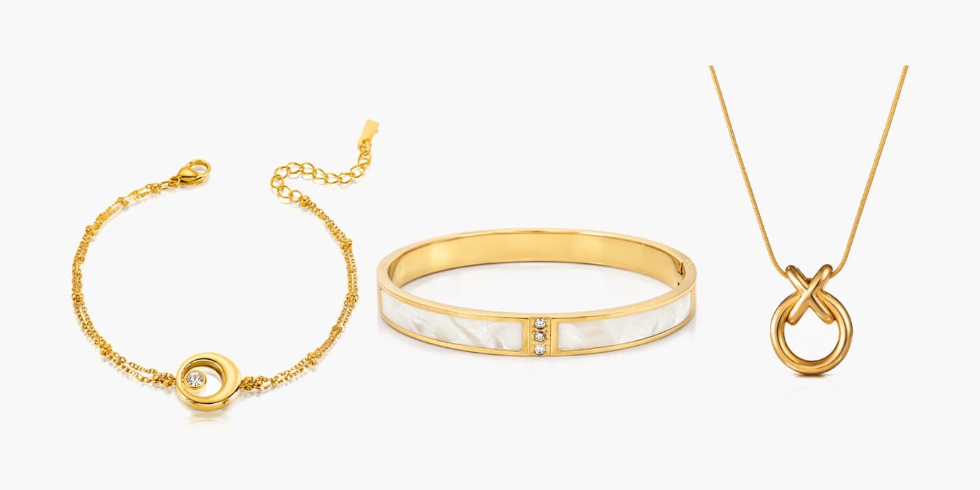 Gold Minimalist Circle Necklace & Bracelet Stack