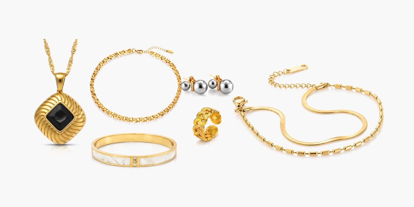 Holiday Jewelry Set