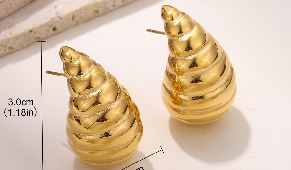 Gold Sparkling Jewelry Set