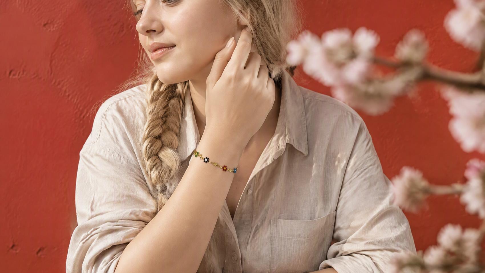 Cute Flower and Star Charm Bracelet